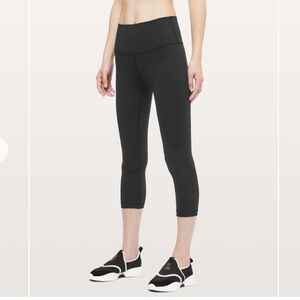 LULULEMON Wunder Under Crop Leggings